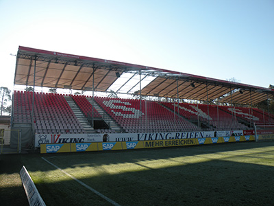 SV Sandhausen Gerüsttribüne